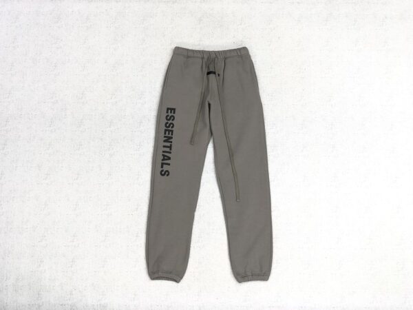 Essential Logo Basic Grey Sweatpant